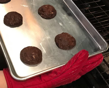 Remove Cookies From Oven