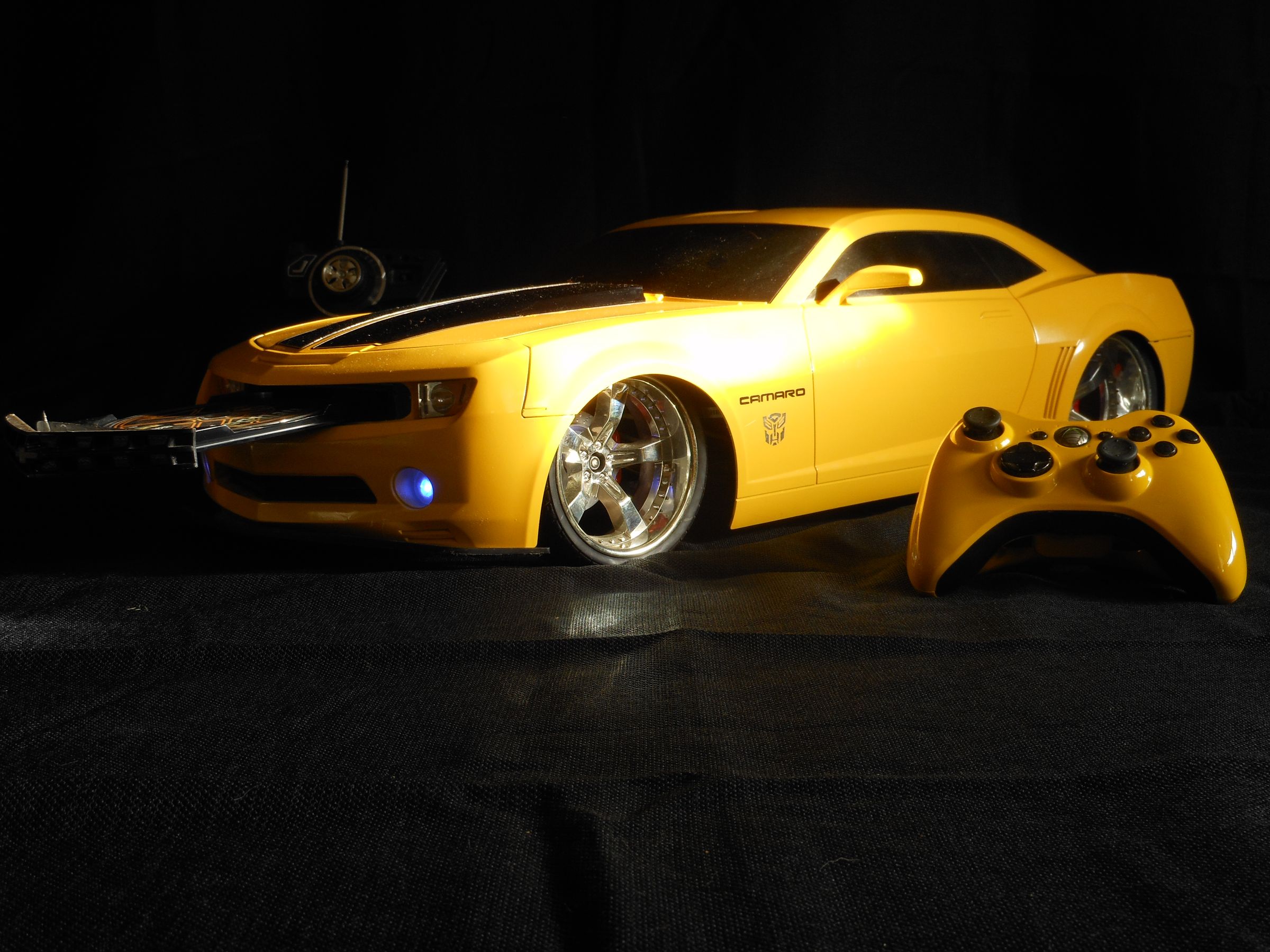 Xbox 360 Transformer Edition R/C Camaro Mod