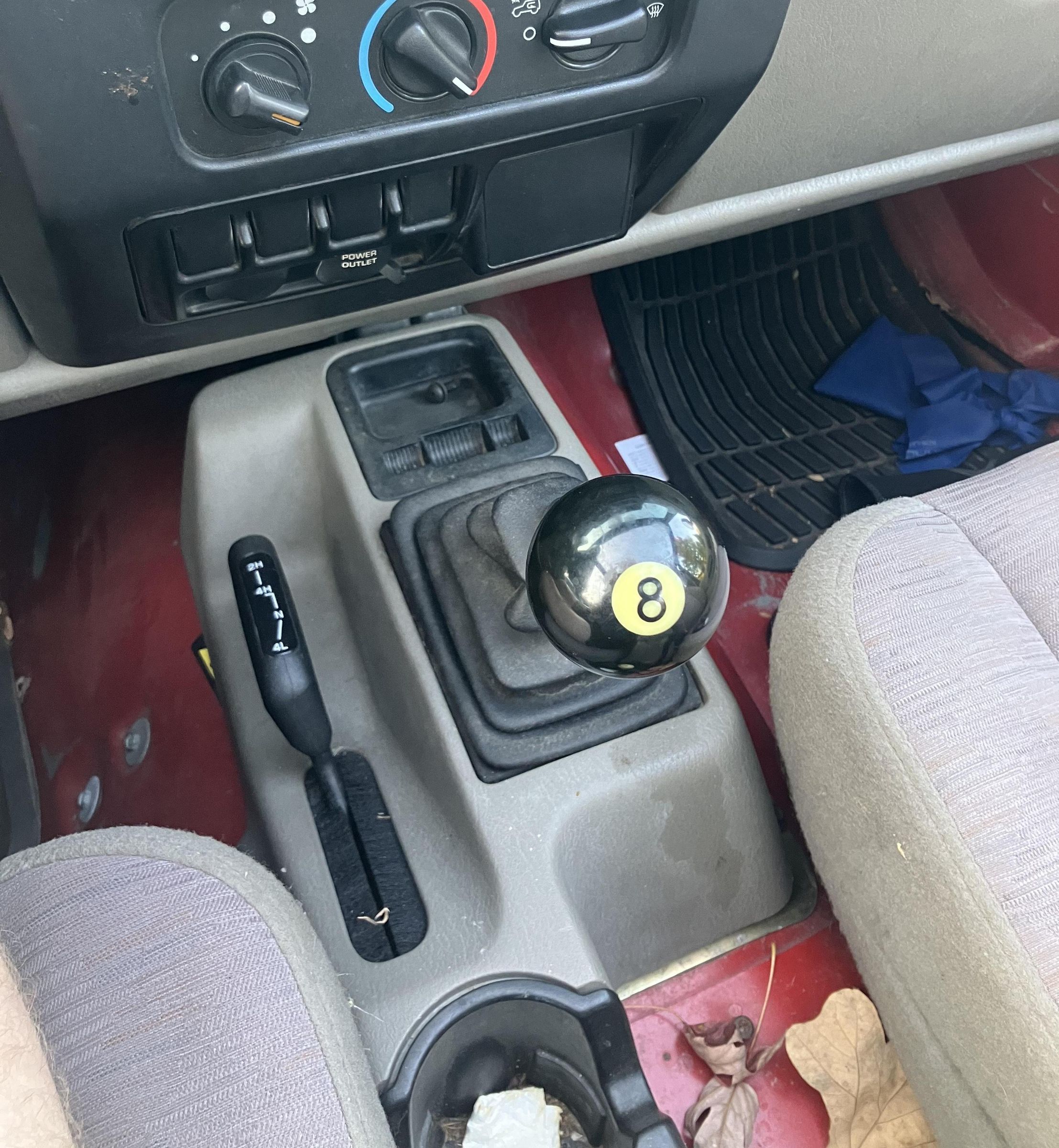 8 Ball Shifter Knob
