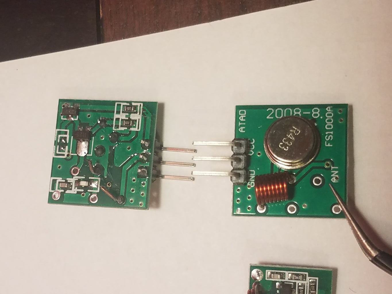 Personal One Way Radio Using Arduino Transmitter and Receiver Modules ...