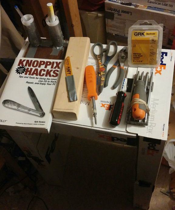 Fedex Furniture: Cardboard Table Made From FedEx Boxes