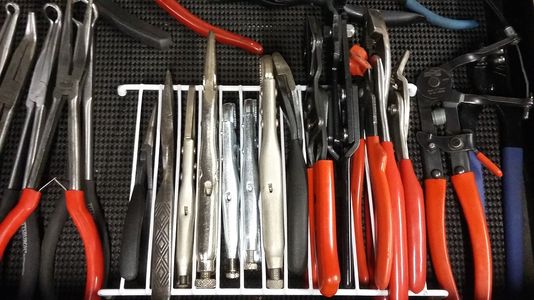 The $1 Pliers Rack : 3 Steps (with Pictures) - Instructables