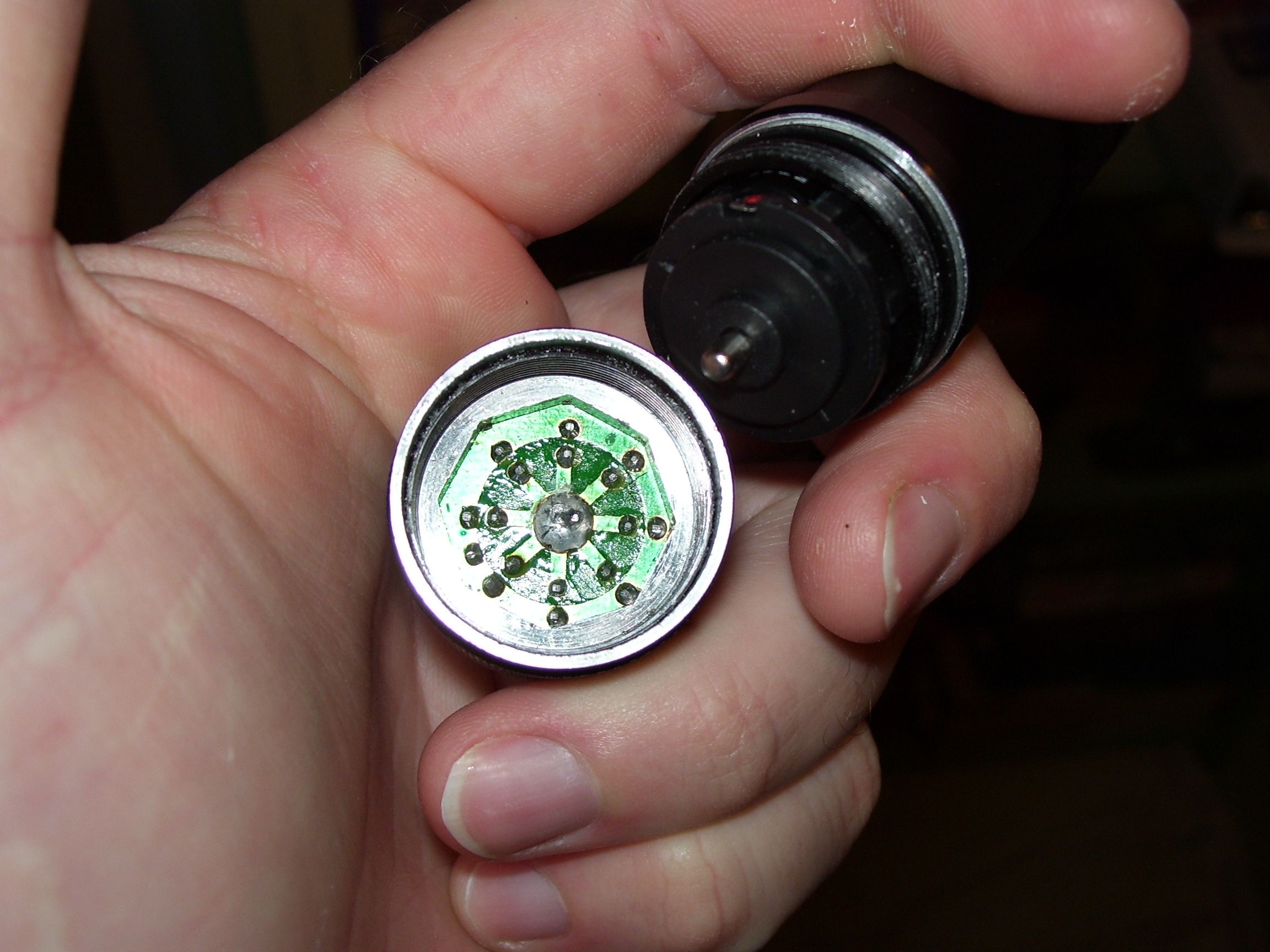 Modest Improvement to a Harbor Freight Led Flashlight : 4 Steps ...