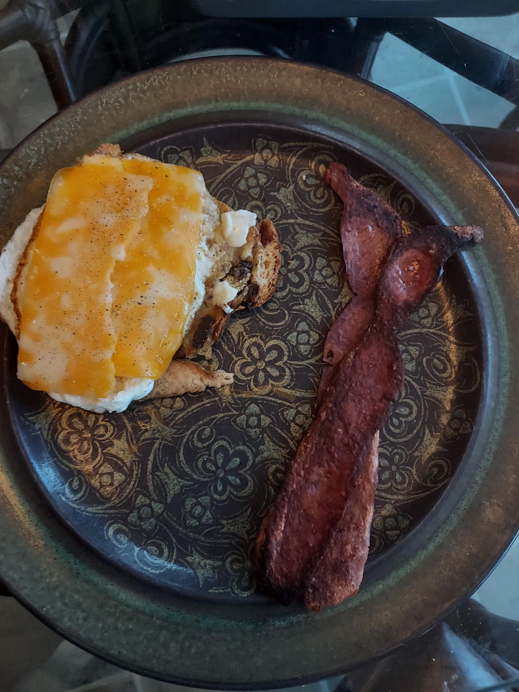 Delicious SunnySideUp Egg Sandwich on Raisin Toast Instructables
