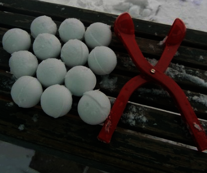 How to Make a SNOWBALL Machine!