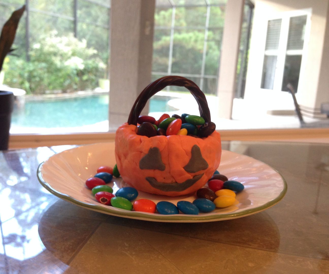 Rice Krispies Pumpkin Bowl Treats