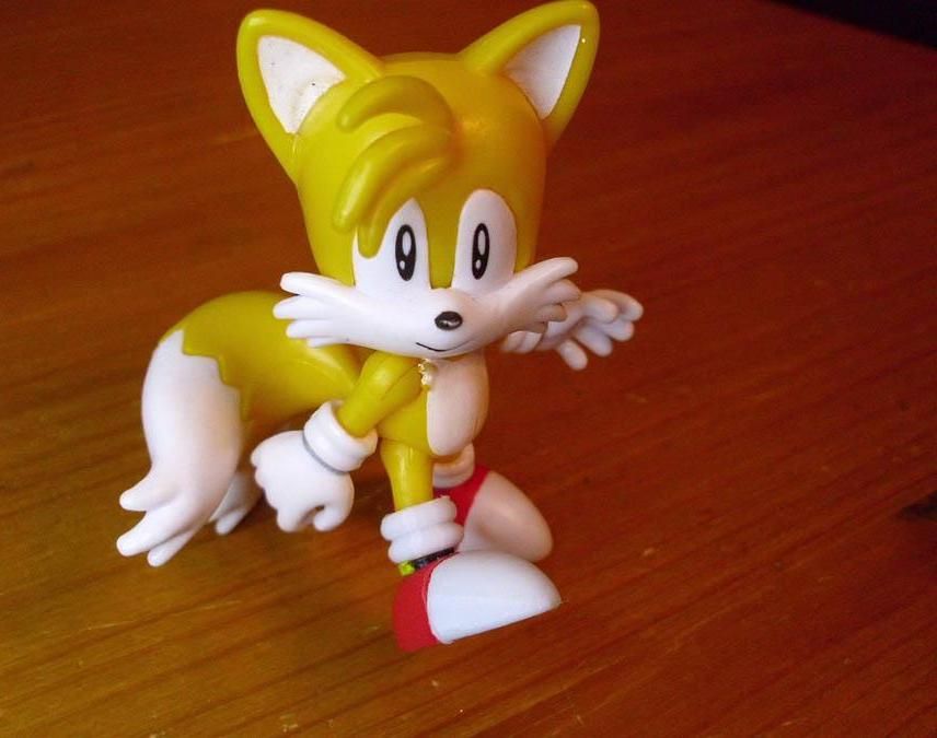 Repair a Sonic or Tails Figure's Broken Foot