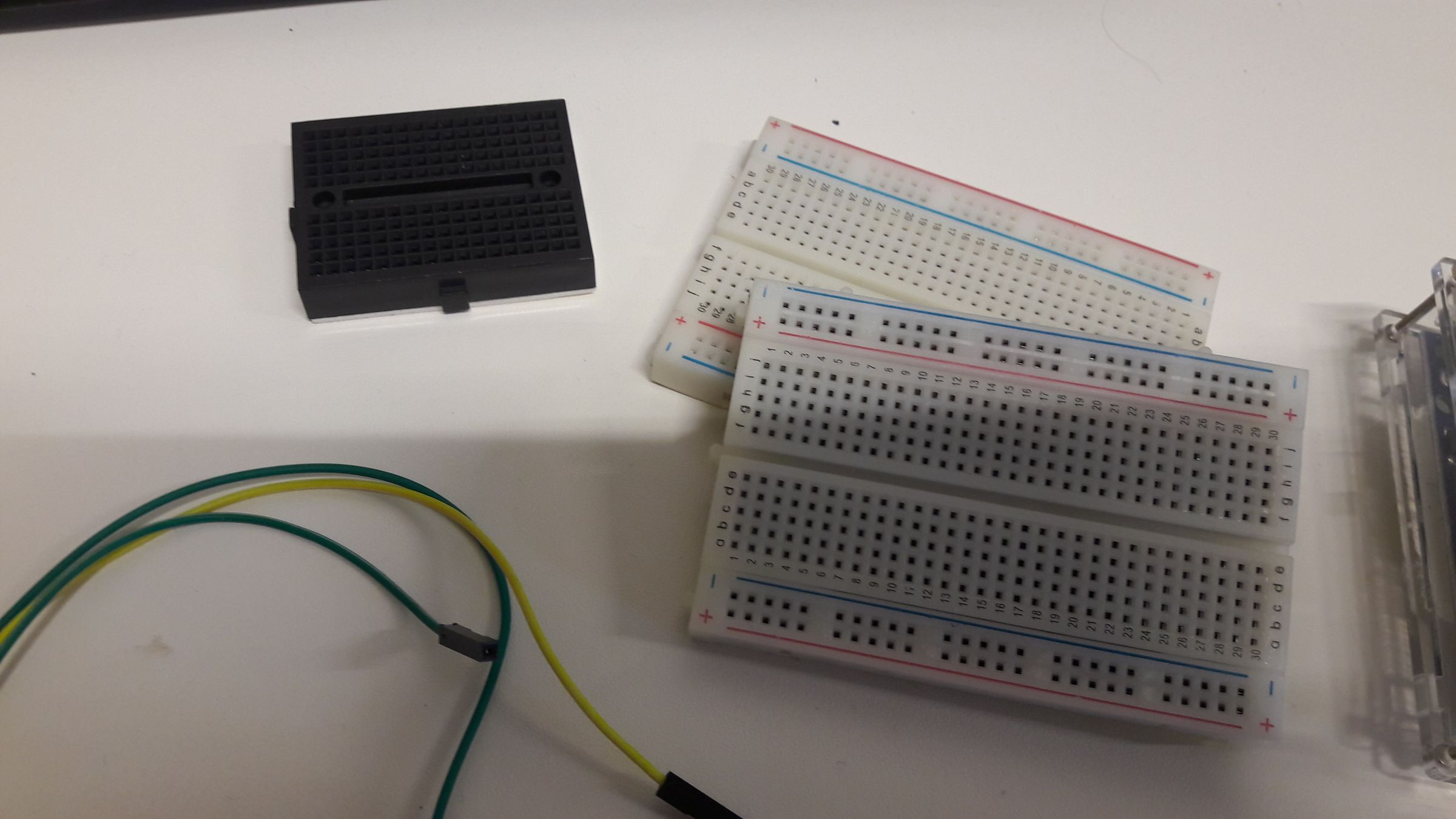 The Colour Game (with Speaker and LCD Screen) : 5 Steps - Instructables