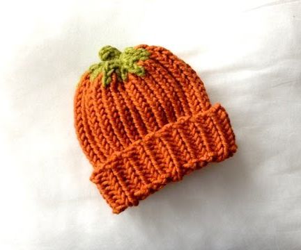 How to Loom Knit a Pumpkin Hat