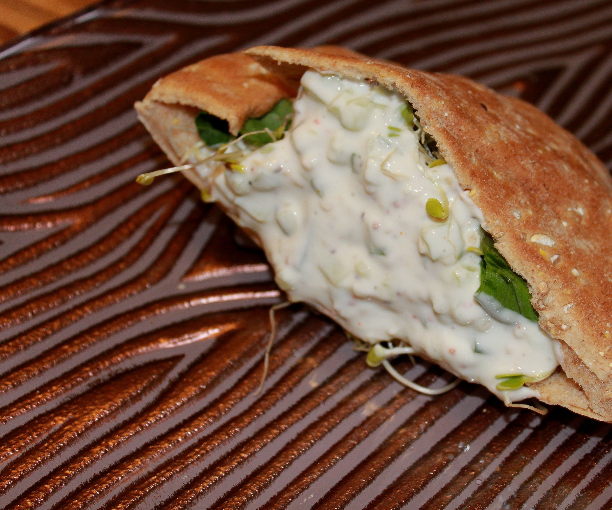 Vegetarian Pita Pockets : 4 Steps - Instructables