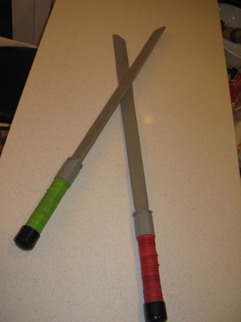 How to Make a Sturdy Ninja Sword for Halloween