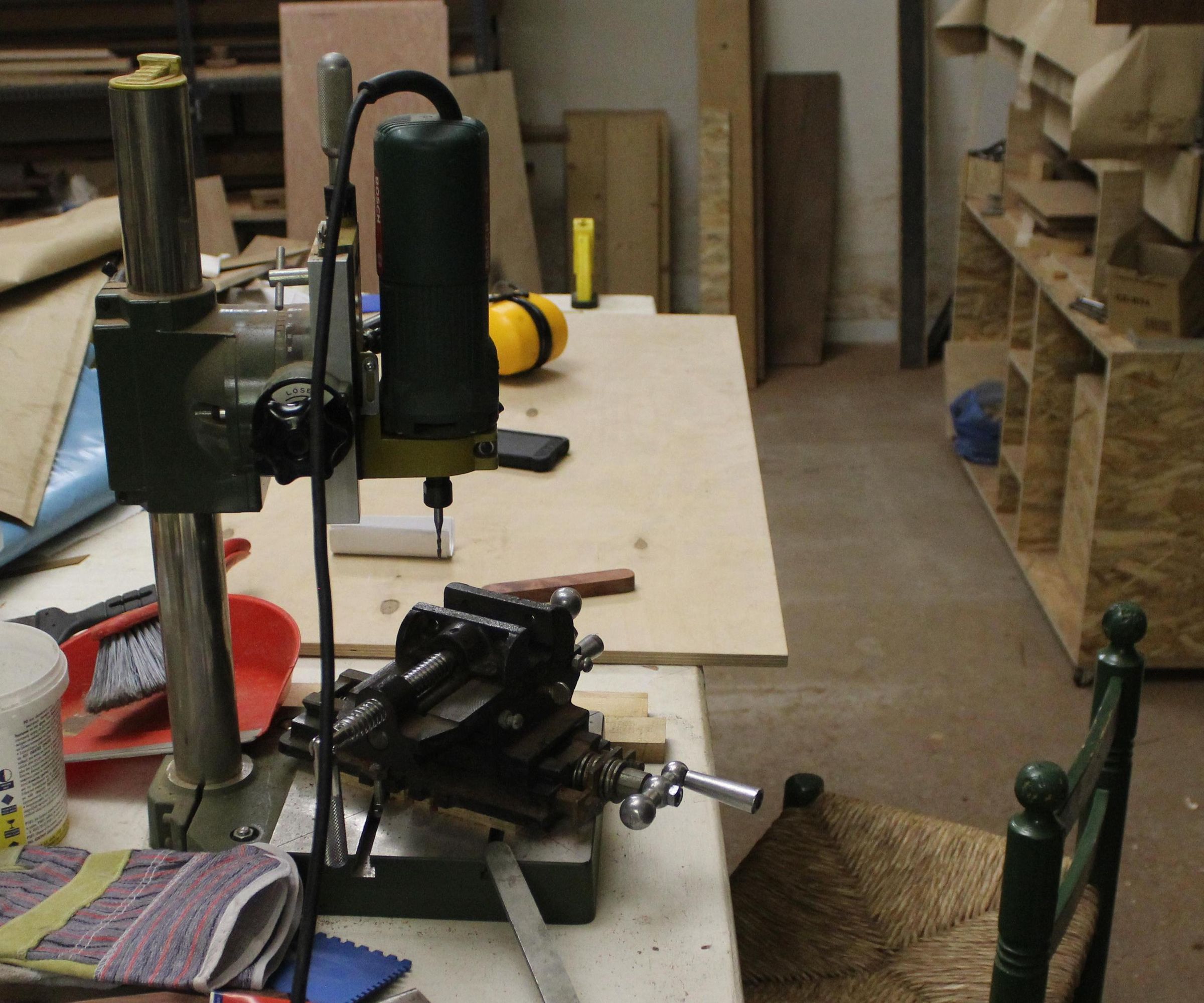 Poor Man's Milling Machine for Wood (for Making Cat Doors, Sliding Bevels and Other Cool Stuff).