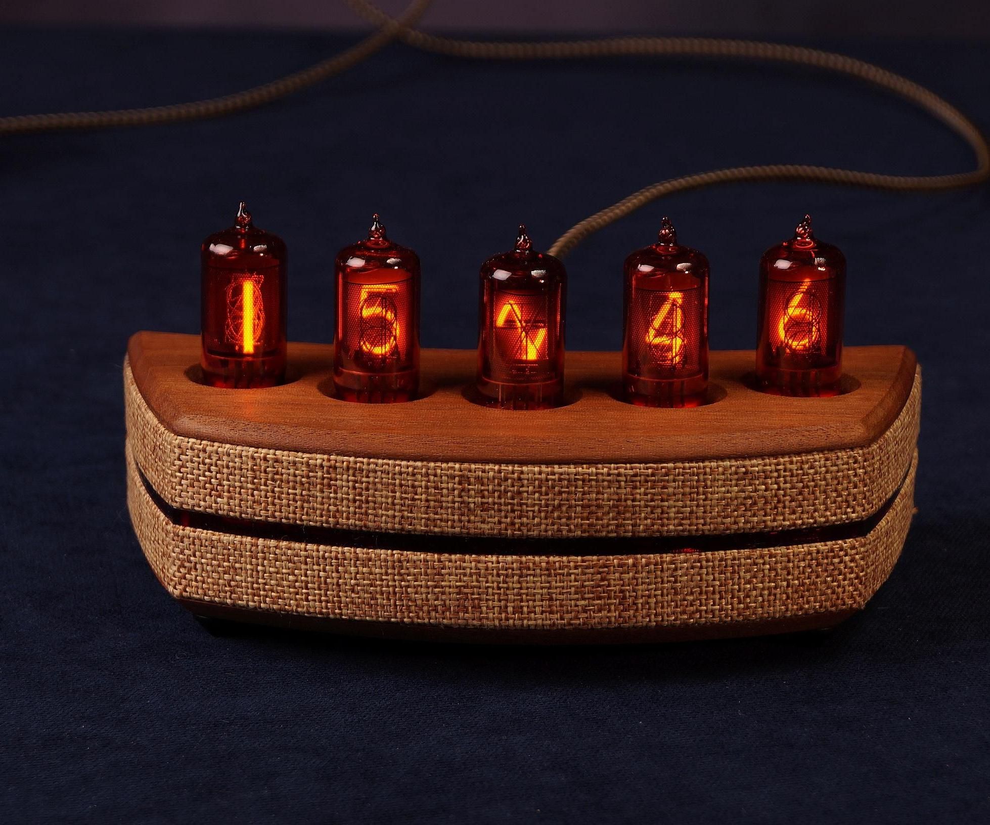 Mid Century Modern Nixie Clock (Mk2)