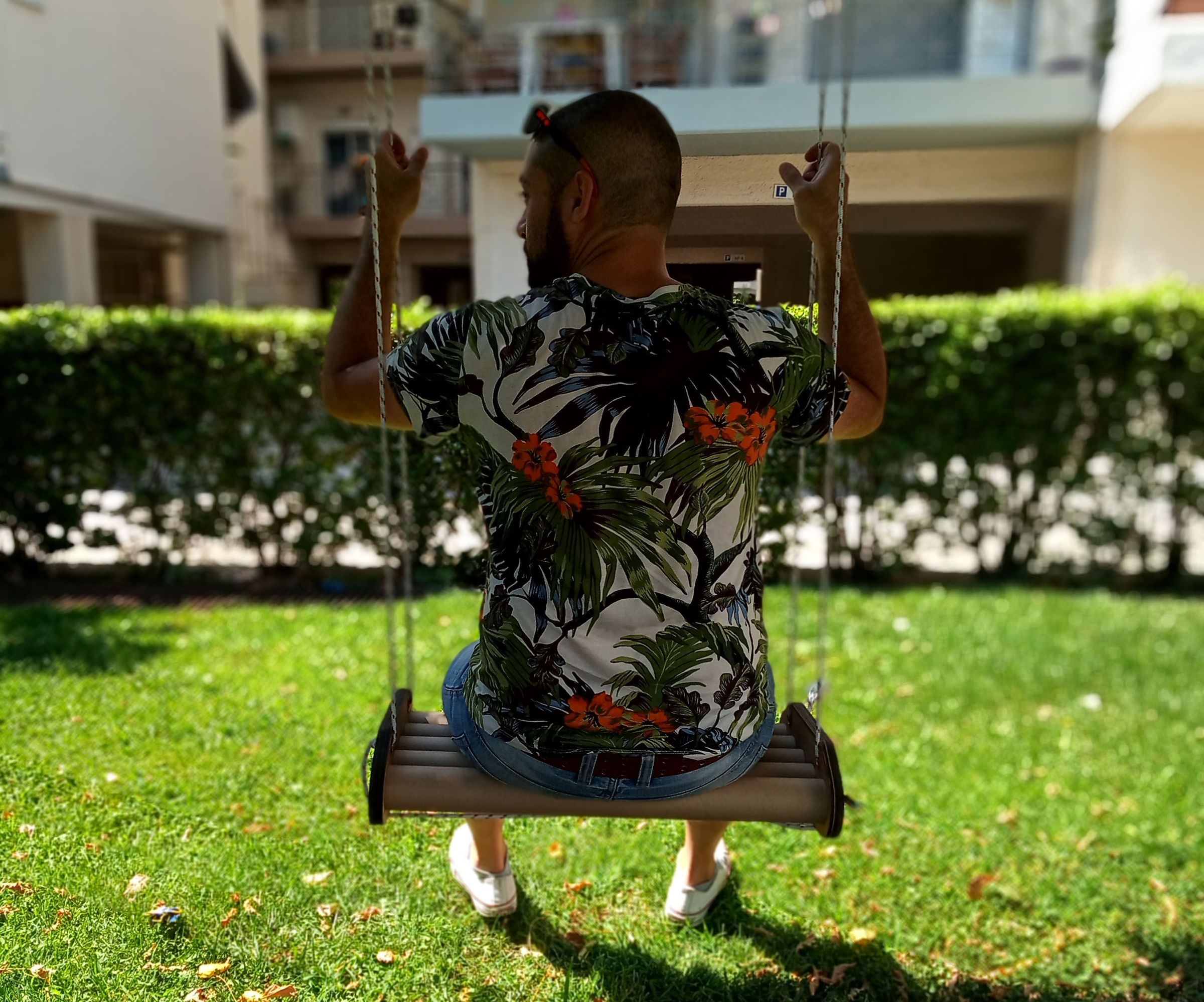 DIY SWING (WITH PAPER TUBES)