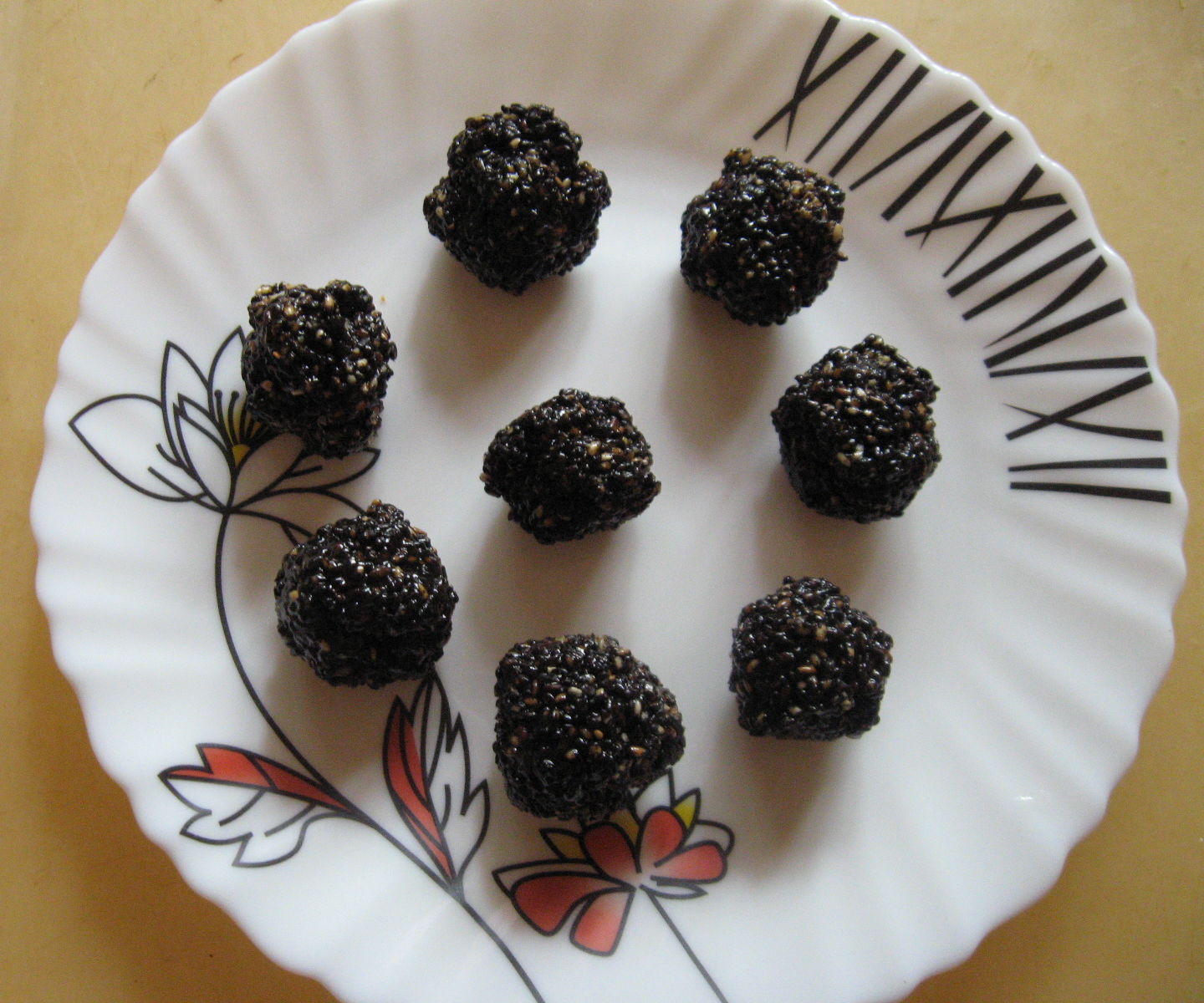 Ellu Urundai : Two Ingredient Sesame Sweet