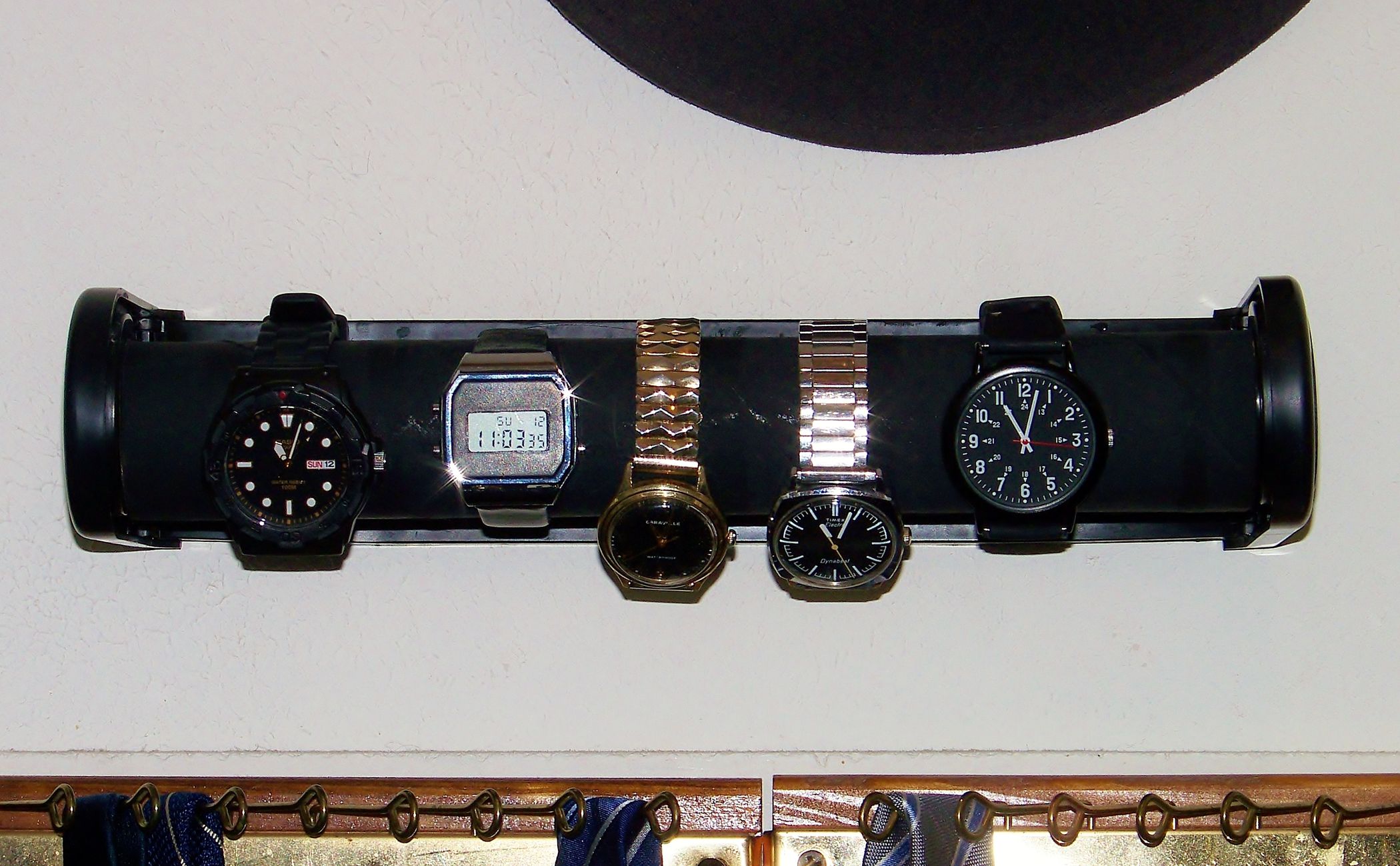 Diy Watch Rack DIY Paper Towel Holder -- Watch Rack - Instructables