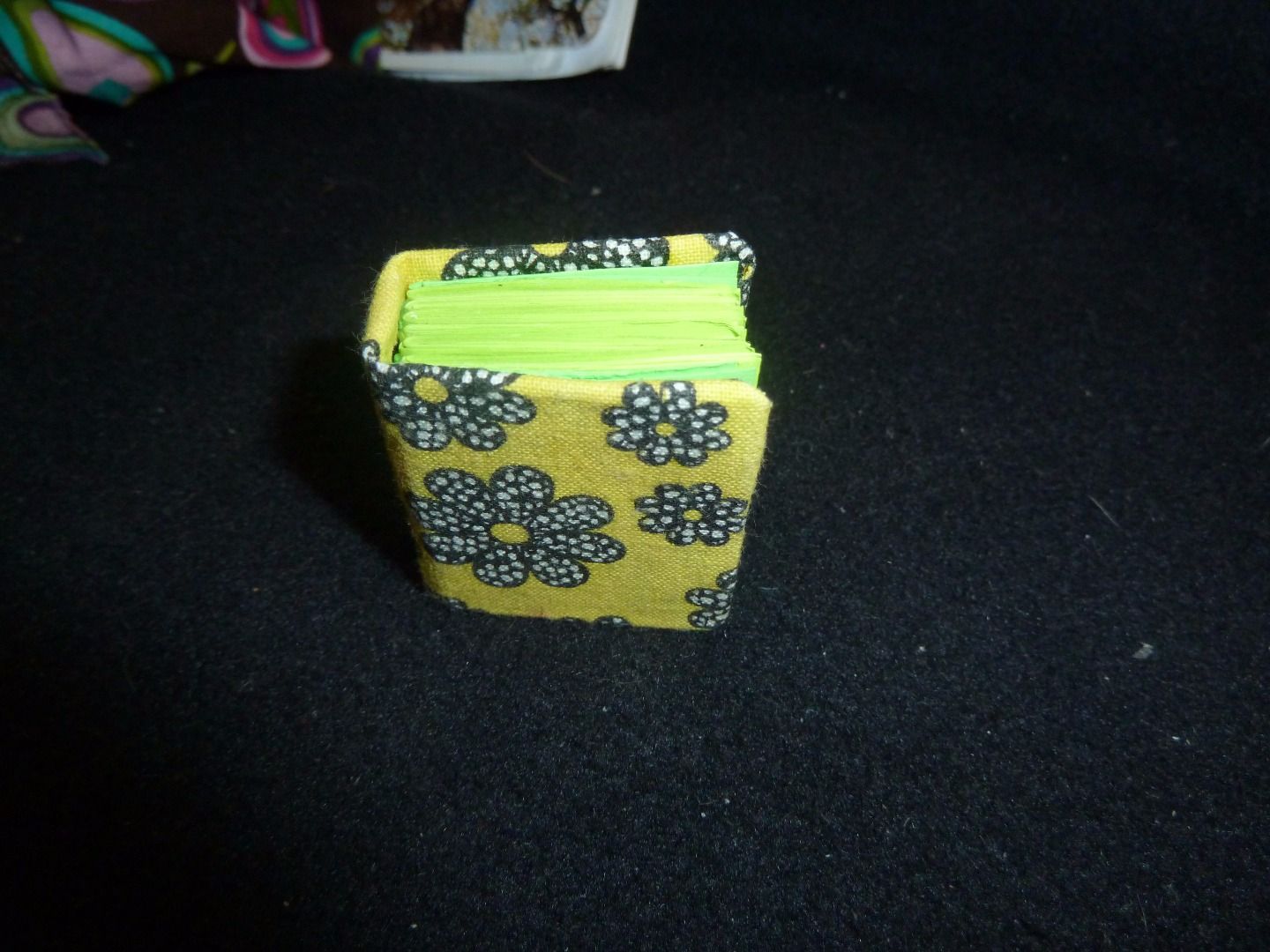 Miniature Books : 11 Steps (with Pictures) - Instructables