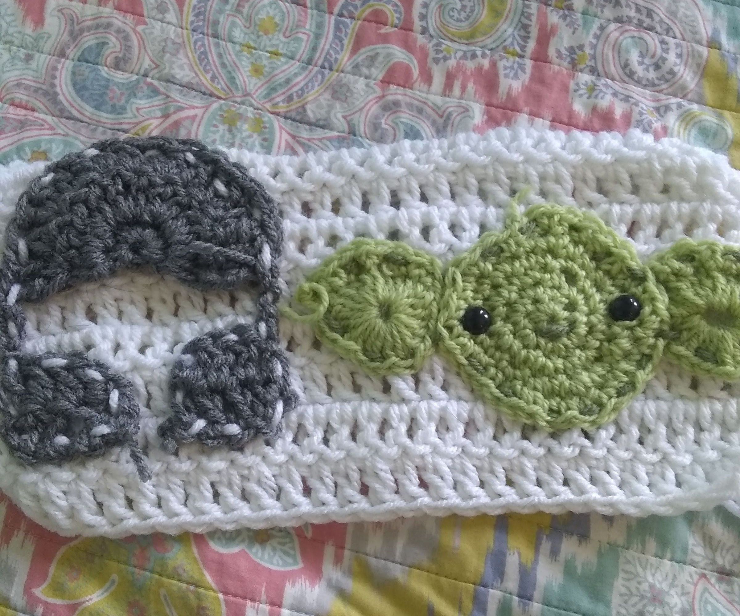 How to Make Cute Crochet Scrapbook Pages