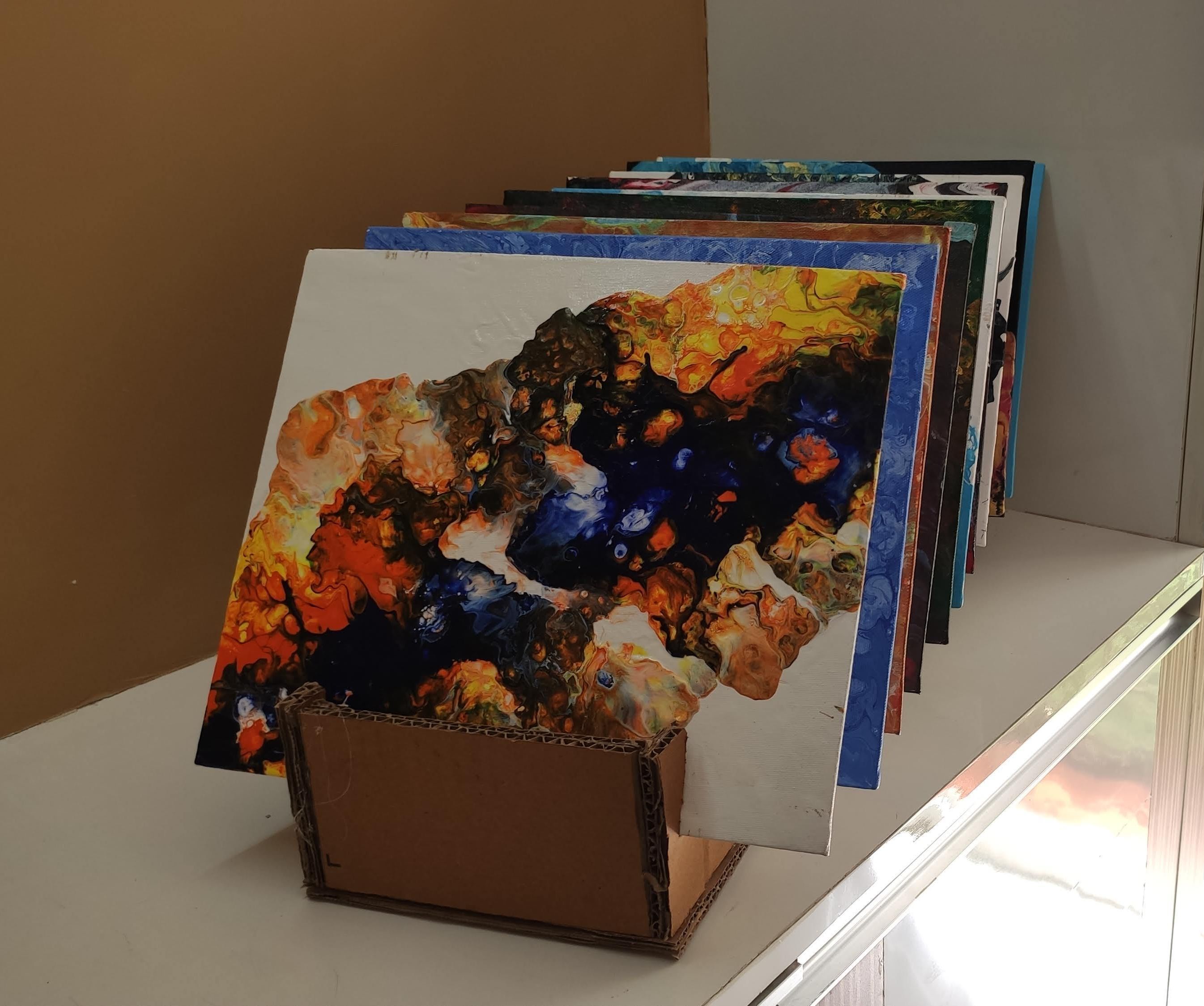 Fancy Pansy Stand for Canvas Boards