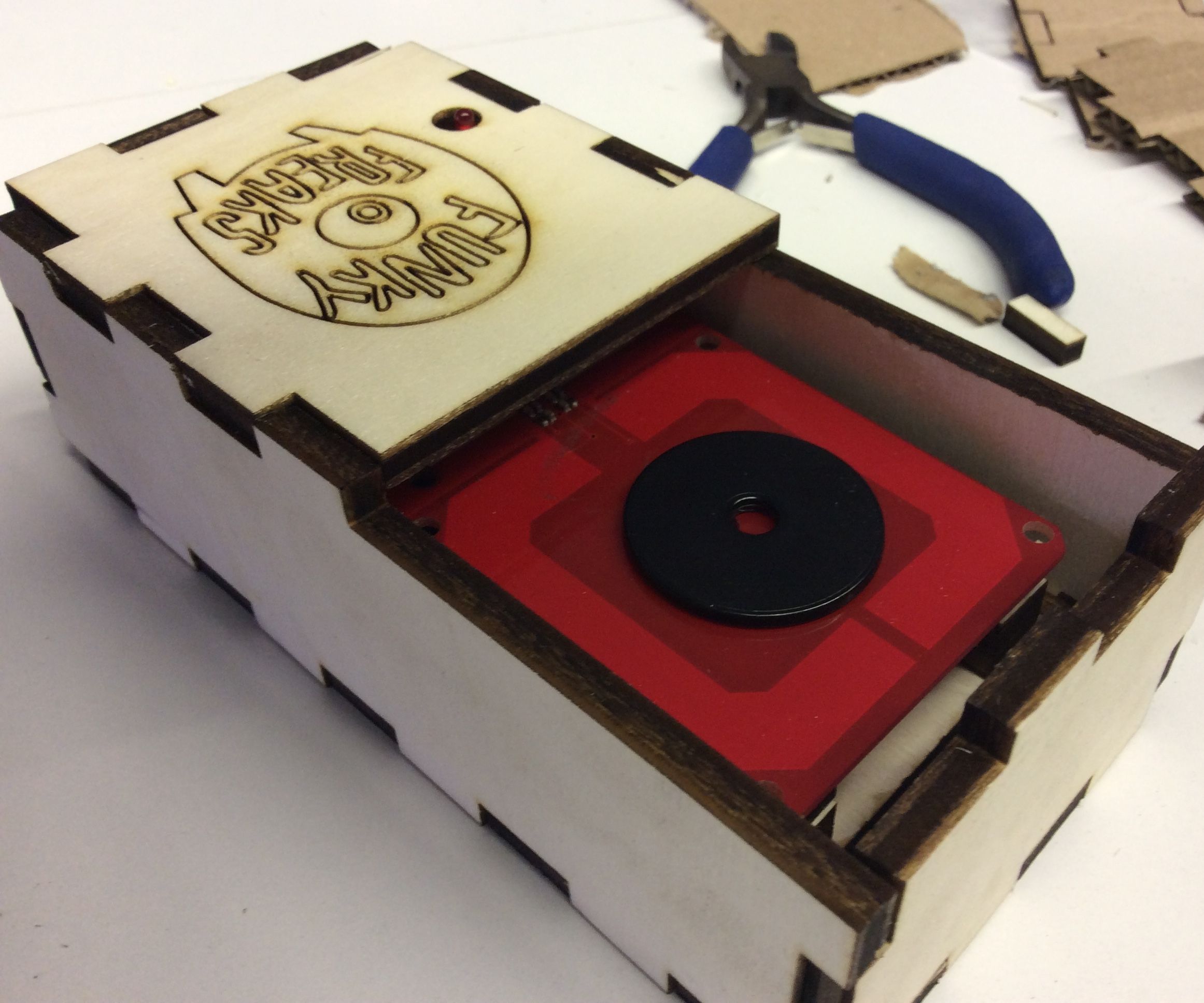 RFID Reader + Tags Programmed to Play Videos