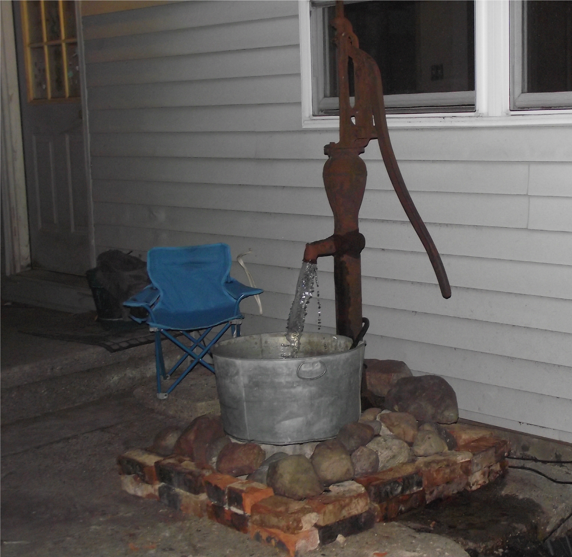 Water Fountain Using Reclaimed Materials