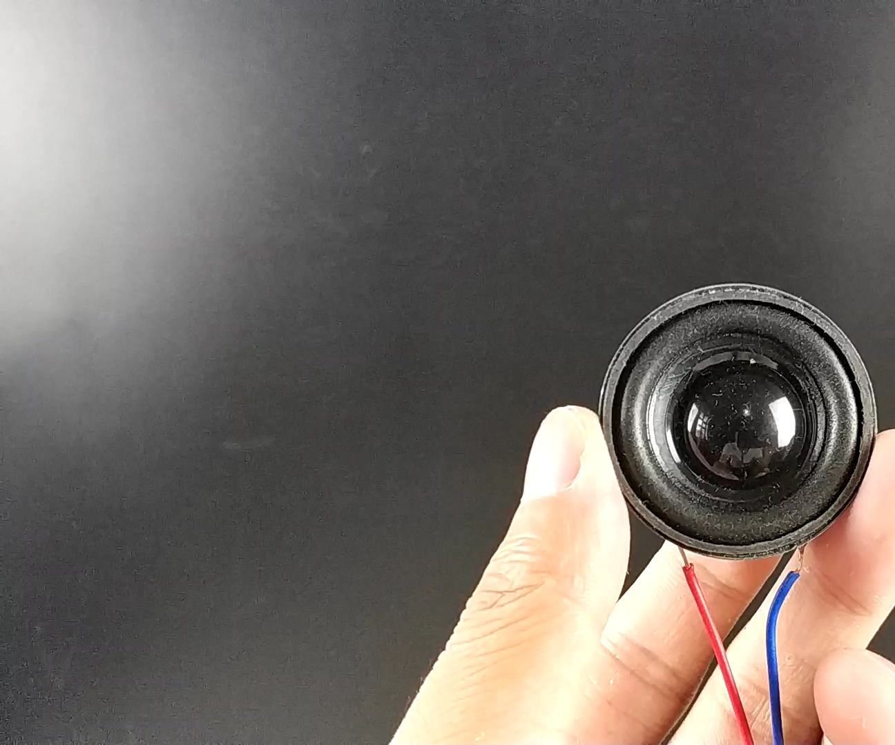 Making a Portable Bluetooth Phonograph Speaker From Cardboard