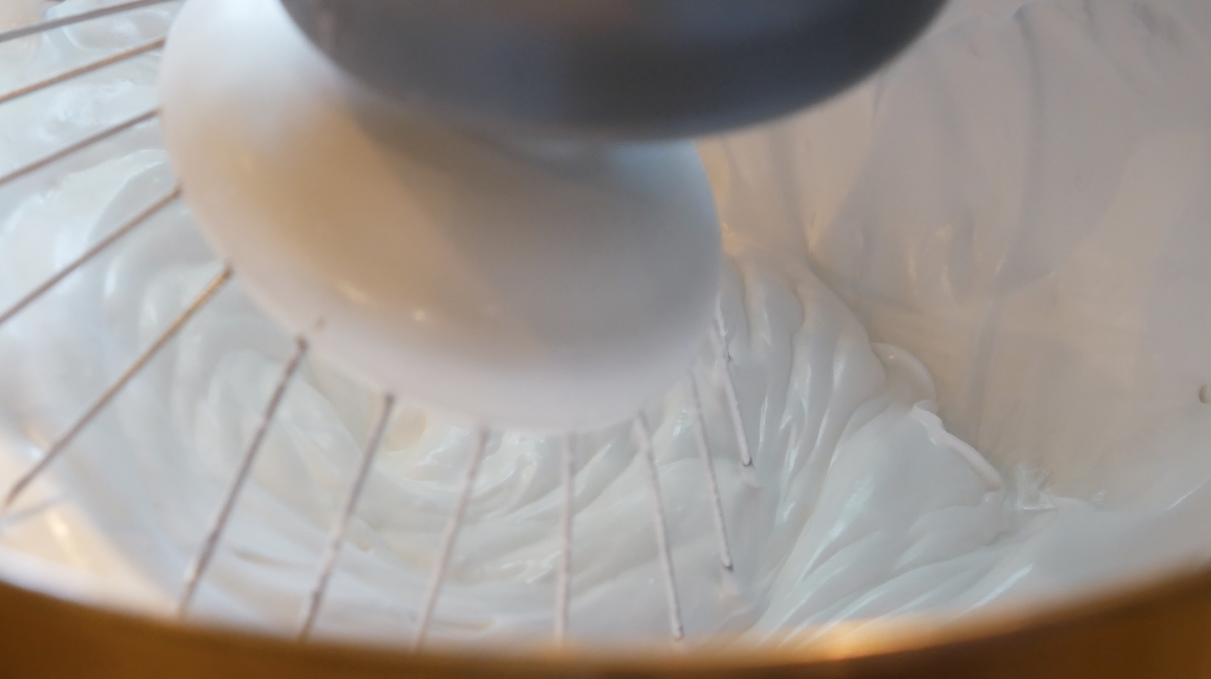 TUNNOCK'S (S'MORES) CHOCOLATE & MARSHMALLOW TEA CAKE 7 Steps (with