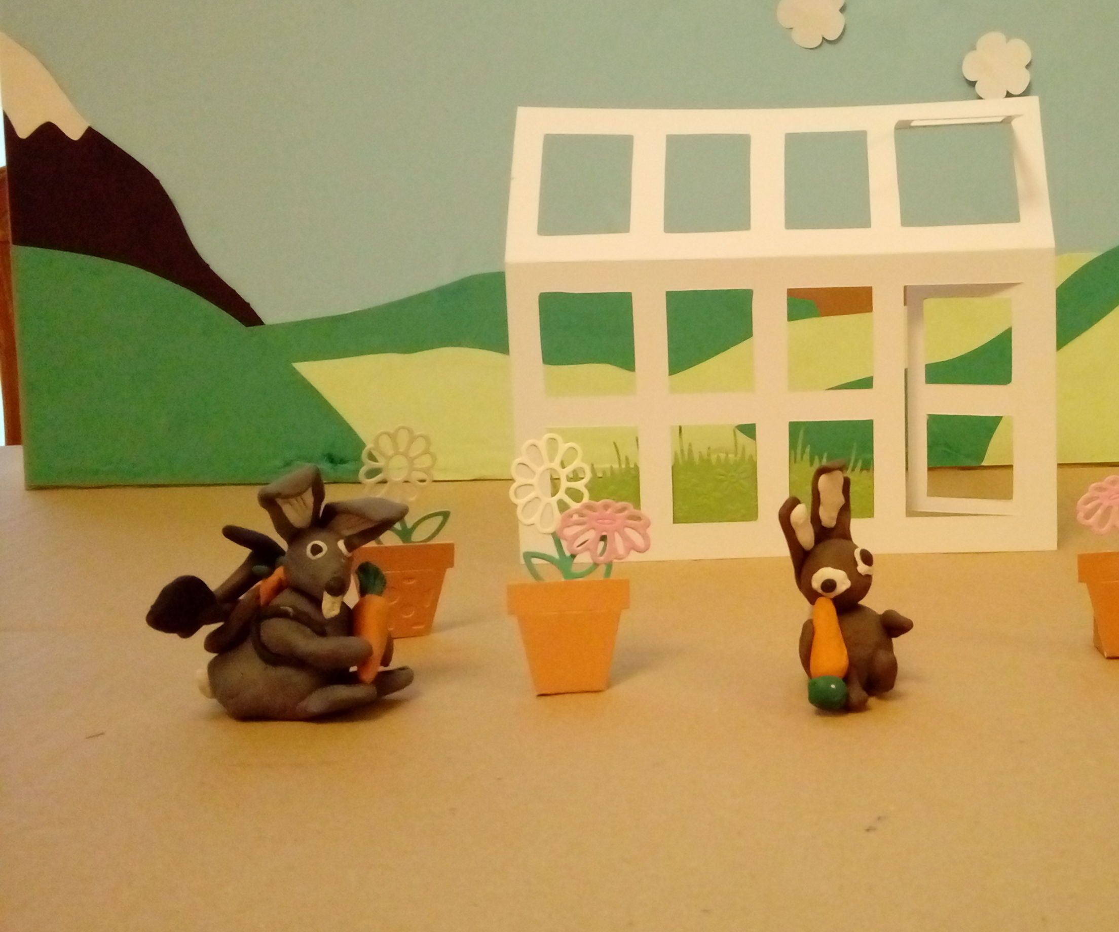 Animation With DIY Paper Props