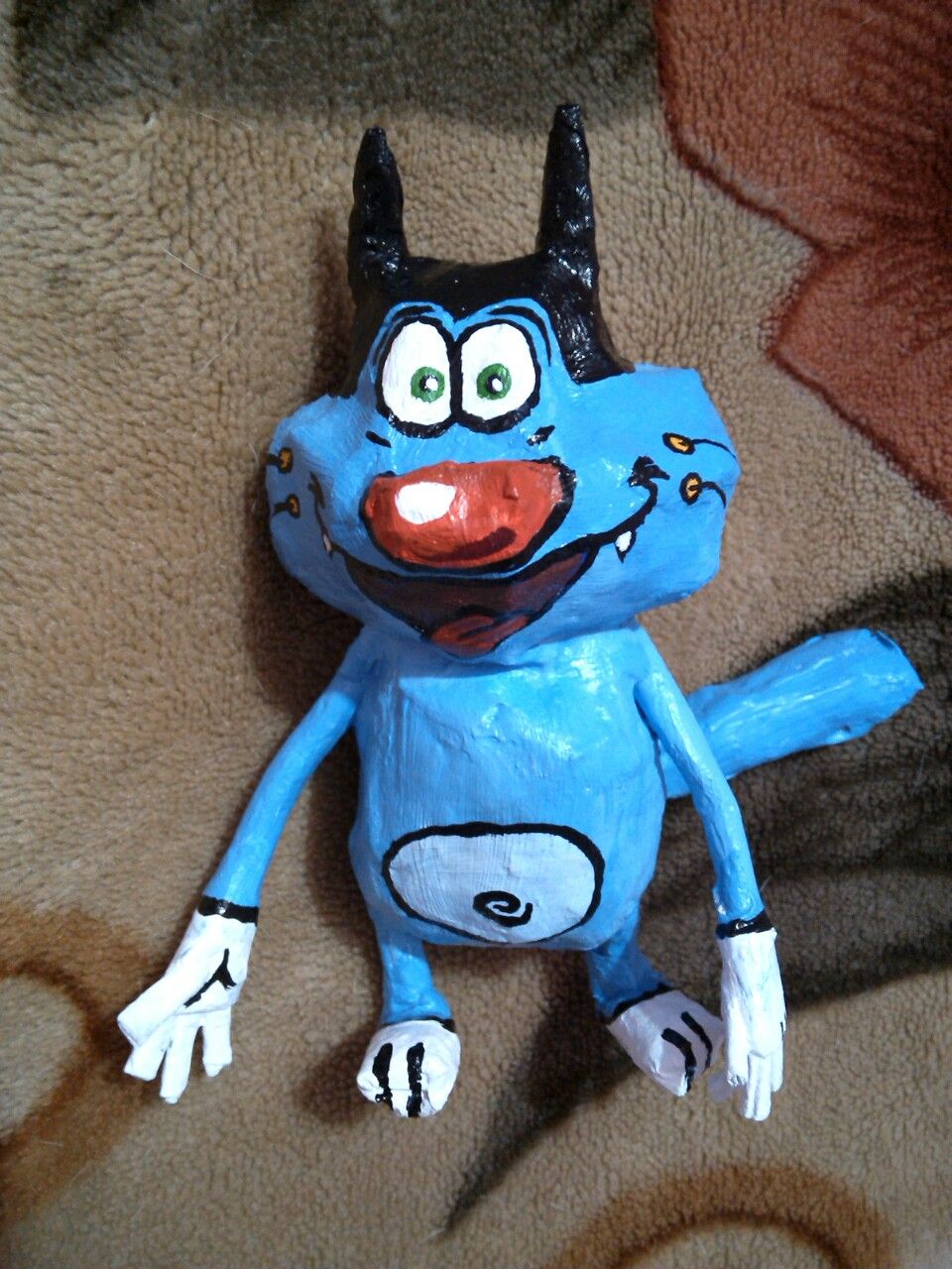 Oggy- Paper Mesh