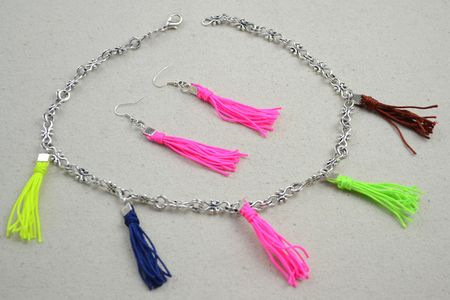 The Final Look of Necklace Earring Set Is Like This: