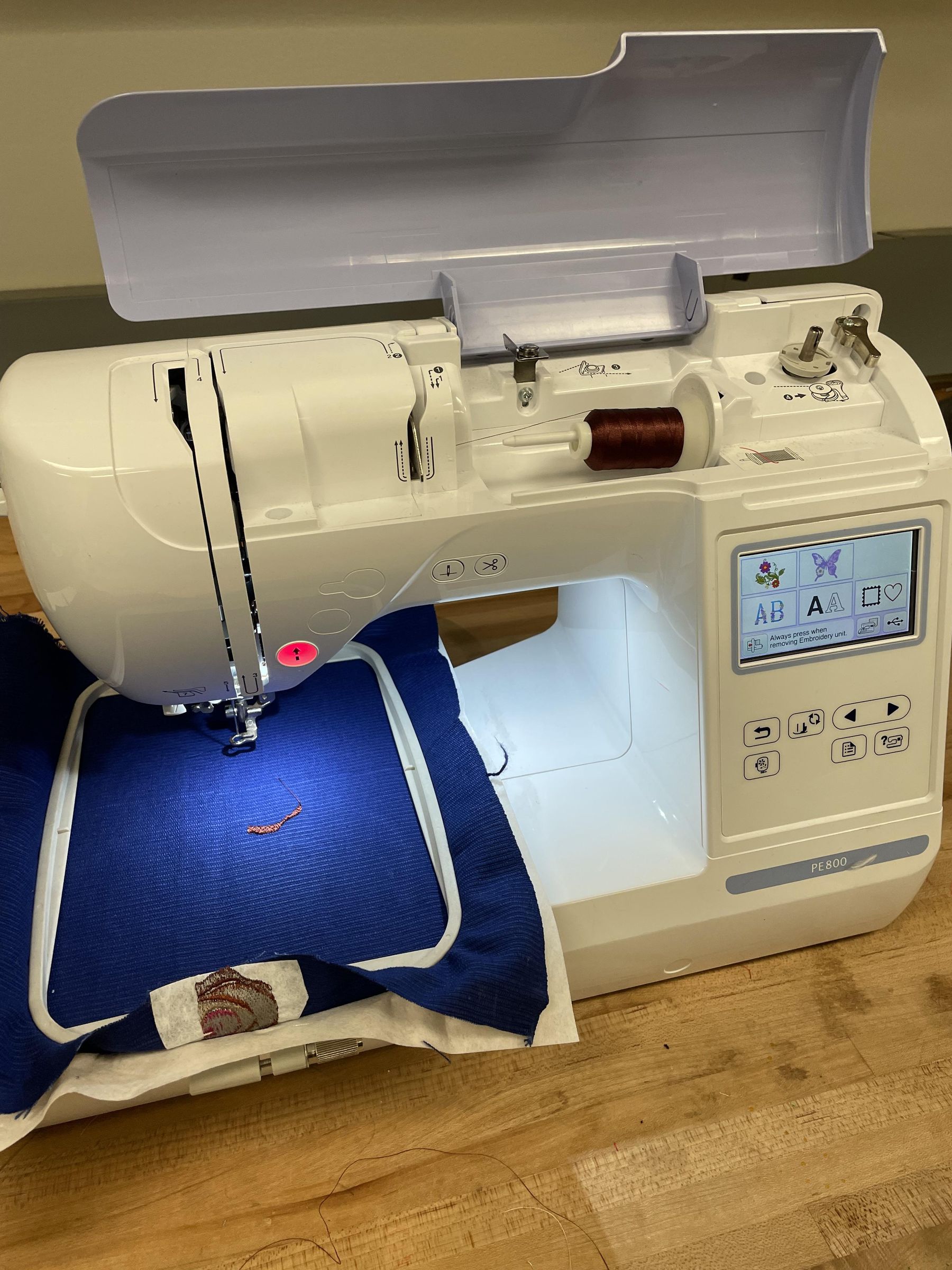 Getting Started With the Brother PE800 Embroidery Machine 8 Steps