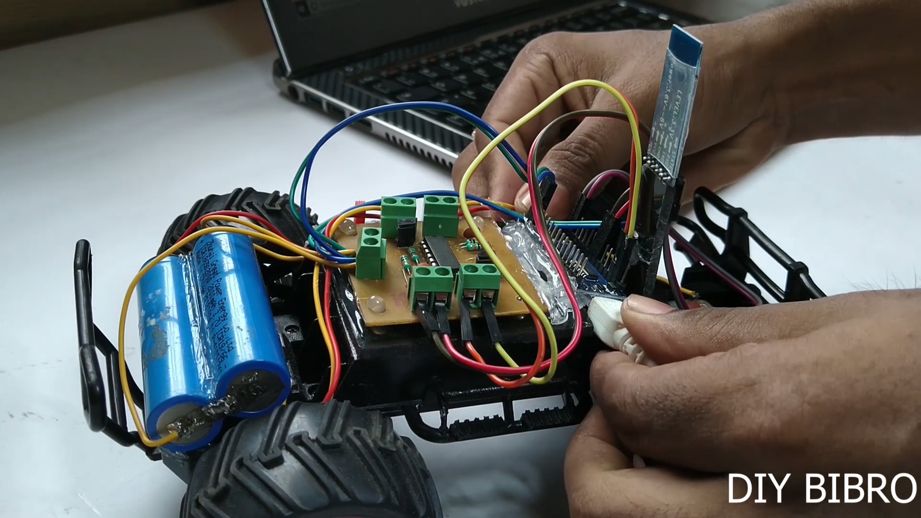 DIY ARDUINO BLUETOOTH CONTROLLED CAR :) : 7 Steps (with Pictures ...