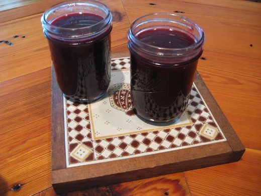 Blackberry Jelly for the Pickin'