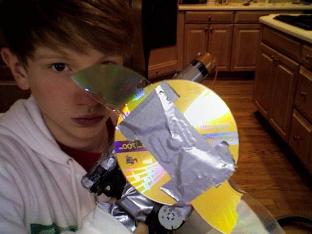 Awesome cd buzzsaw glove!!!!!!