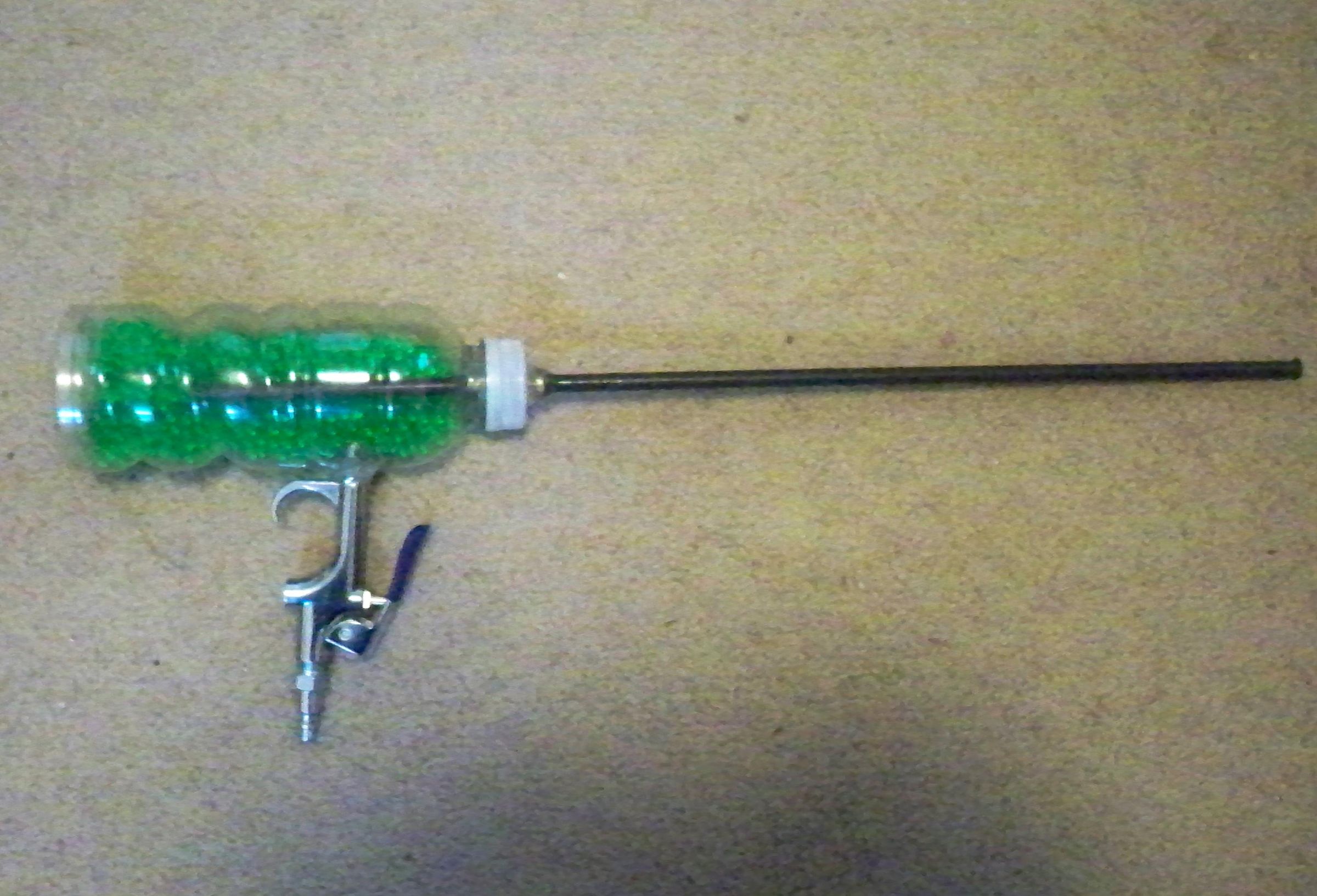 How to Make a Full Auto Airsoft Machine Gun From a Soda Bottle