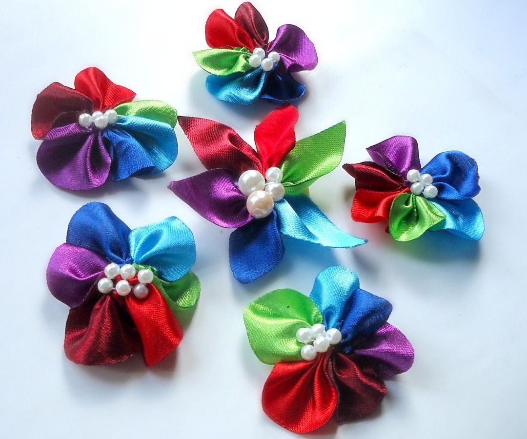  Colorful Flower Brooch Pin
