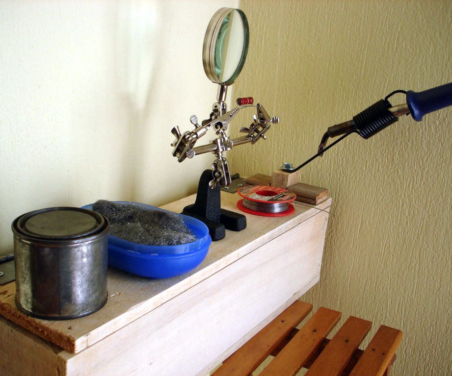 Soldering Station With Storage Compartment