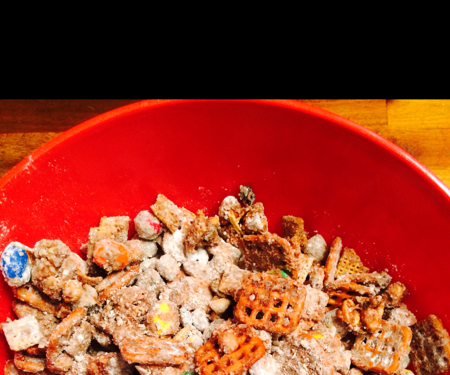 How to Make Mutt Chow (Puppy Chow and Trail Mix)