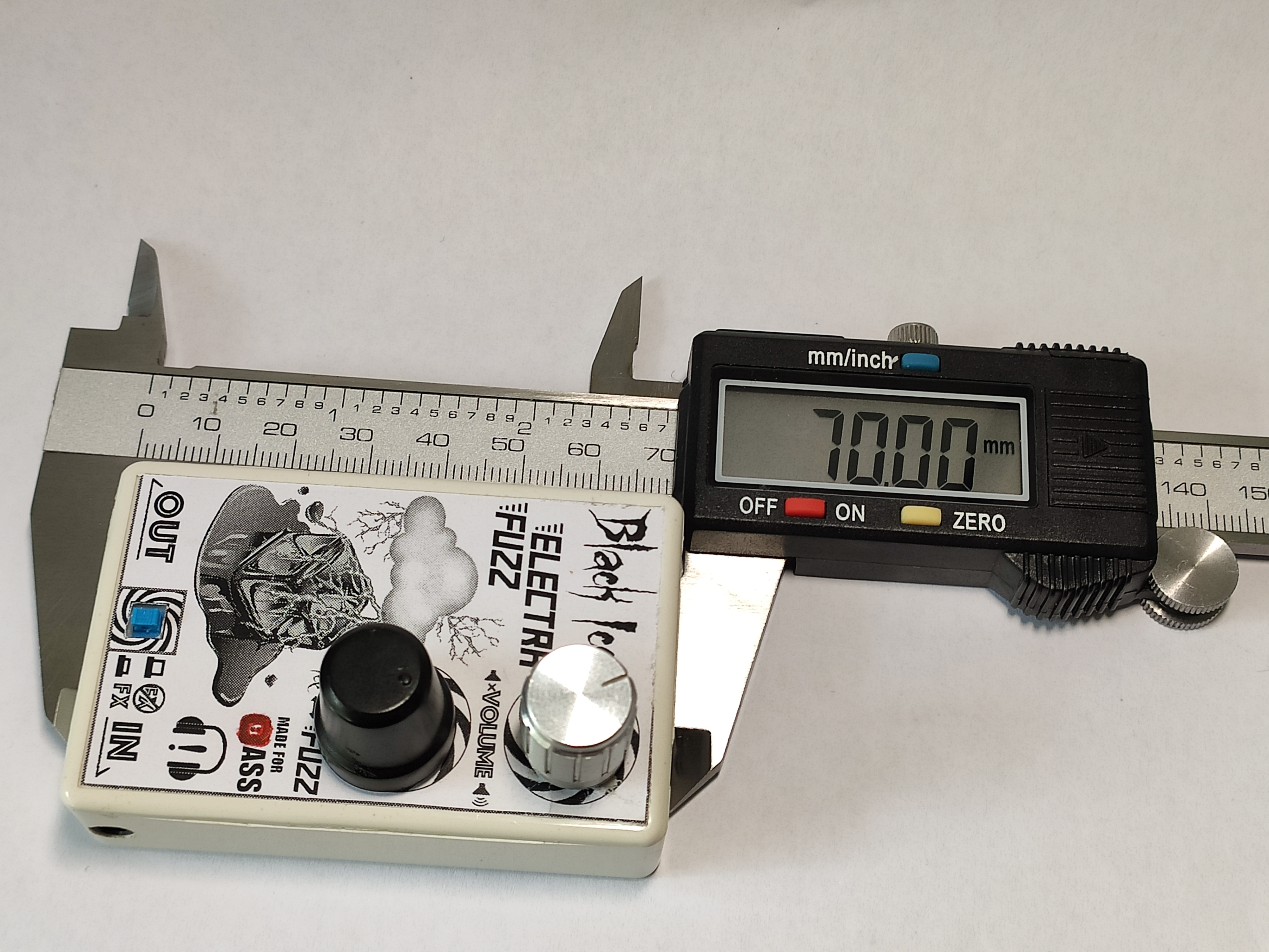 A Tiny Bass Preamp and Effects Box: Black Ice, Electra Fuzz