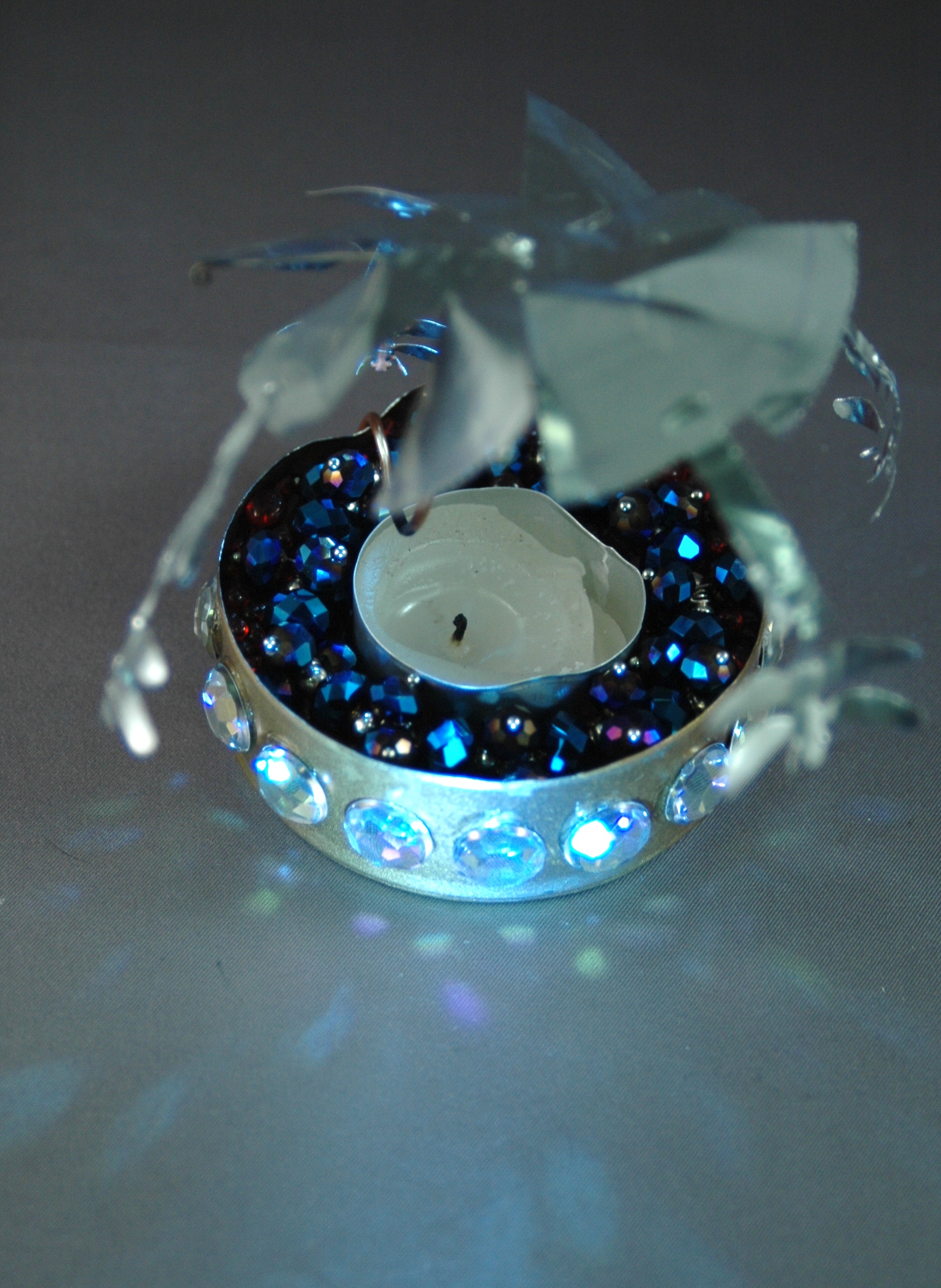 Spinning Sparkling Candle Carousel 8 Steps (with Pictures