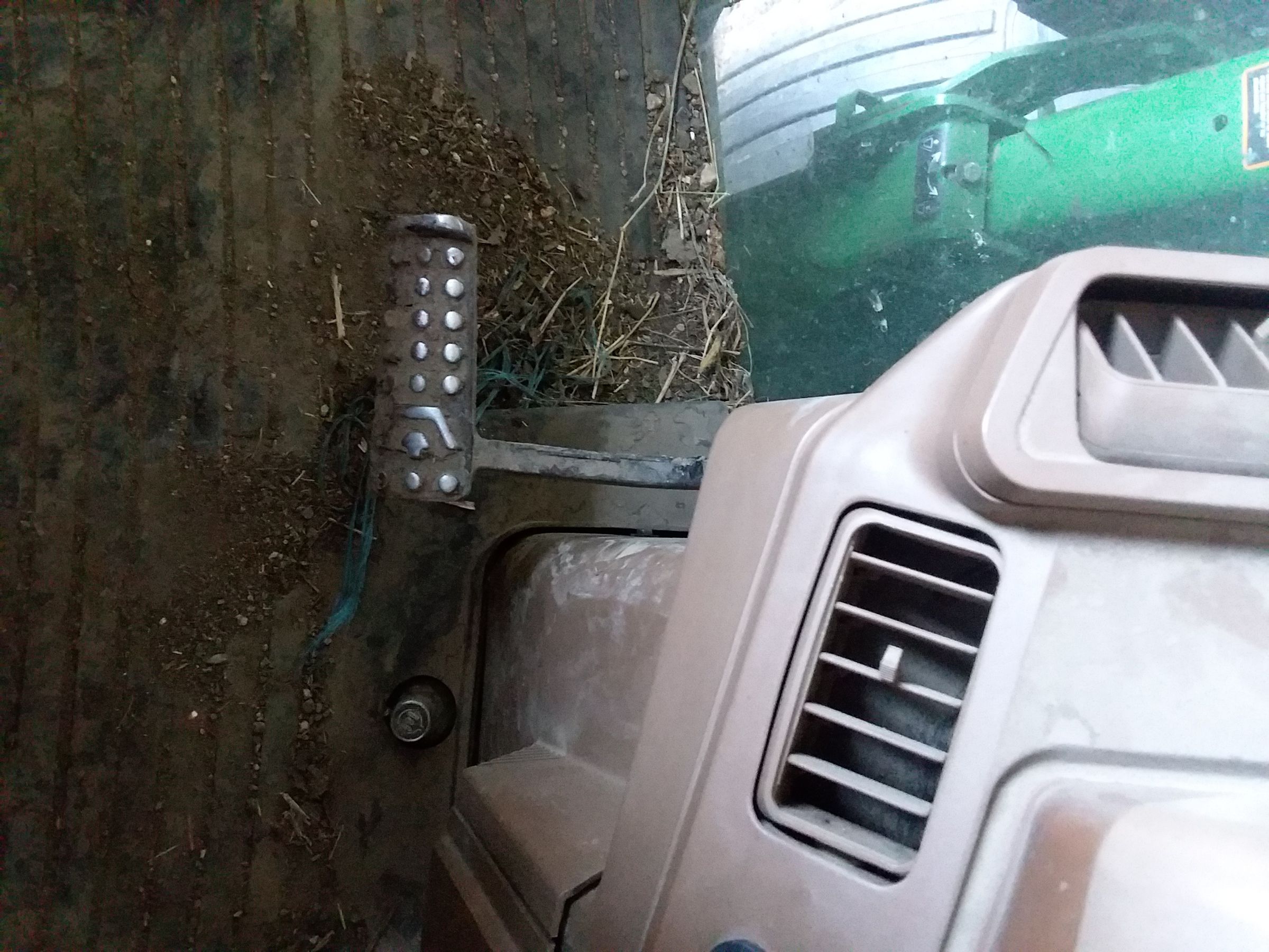 How to Drive a John Deere Quad Range Transmission 7 Steps Instructables