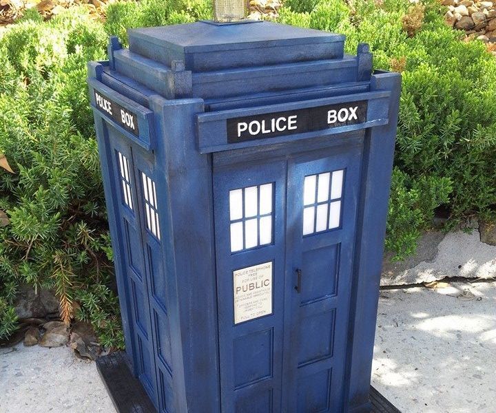 2' Laser Cut Tardis