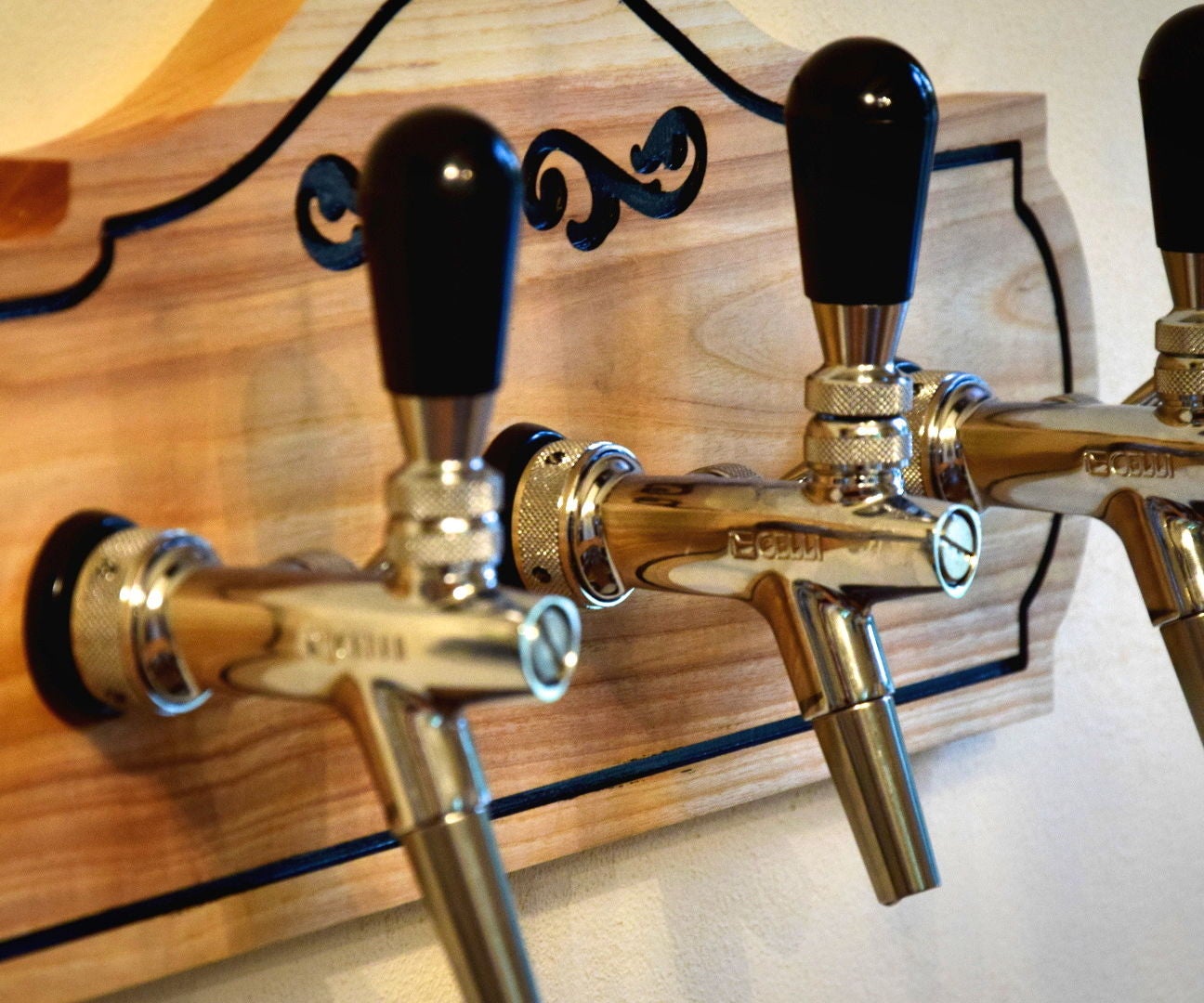 Beer Tap at Home Cool for Party and for Ordinary Days 6 Steps (with