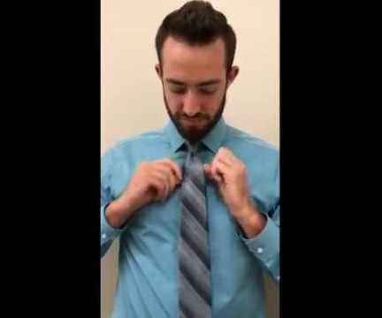 How to Tie a Half Windsor
