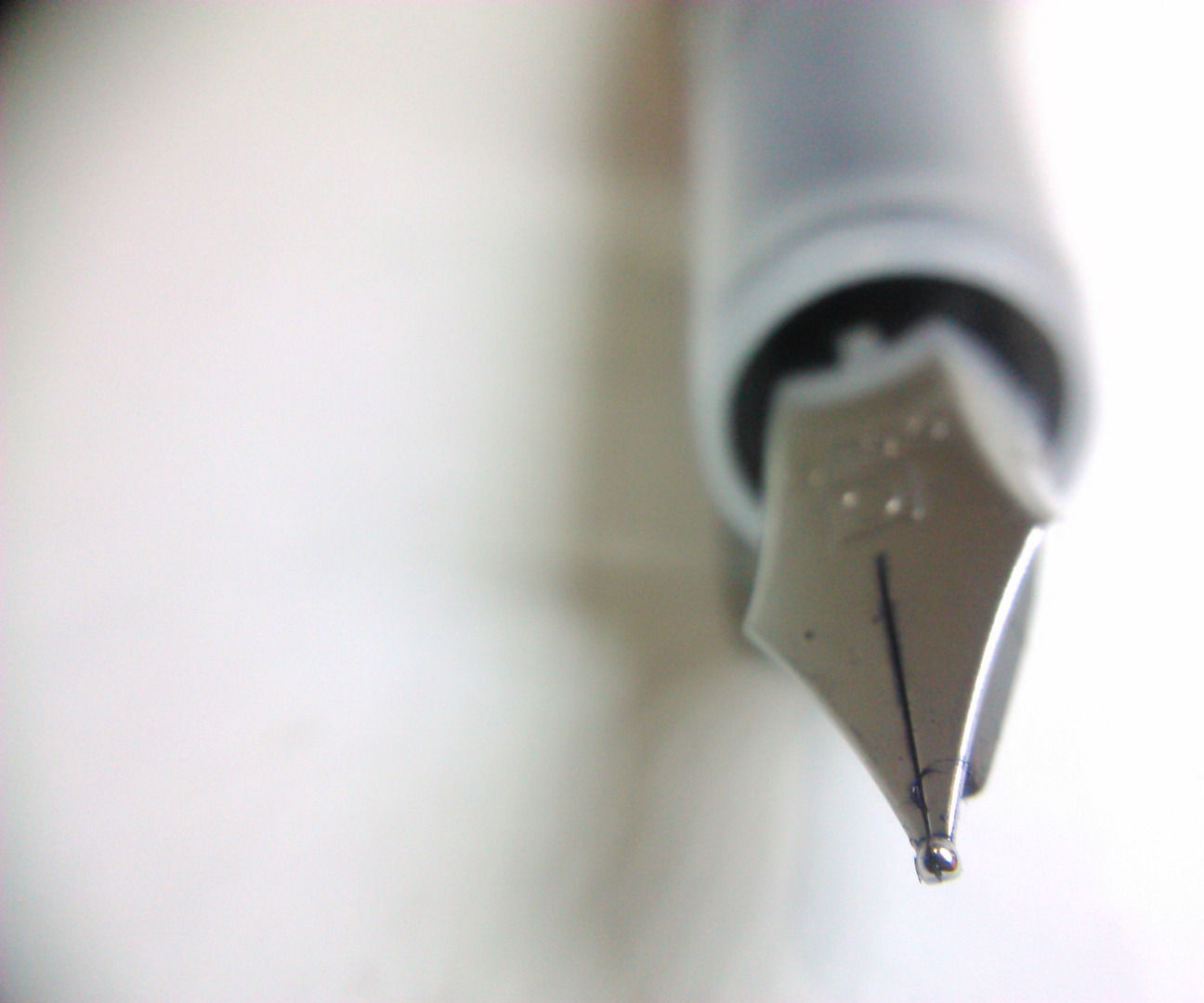 Take better pictures of objects using household cameras