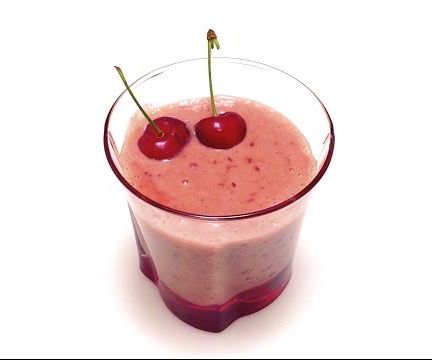 How to Quickly Make a Cherry Smoothie