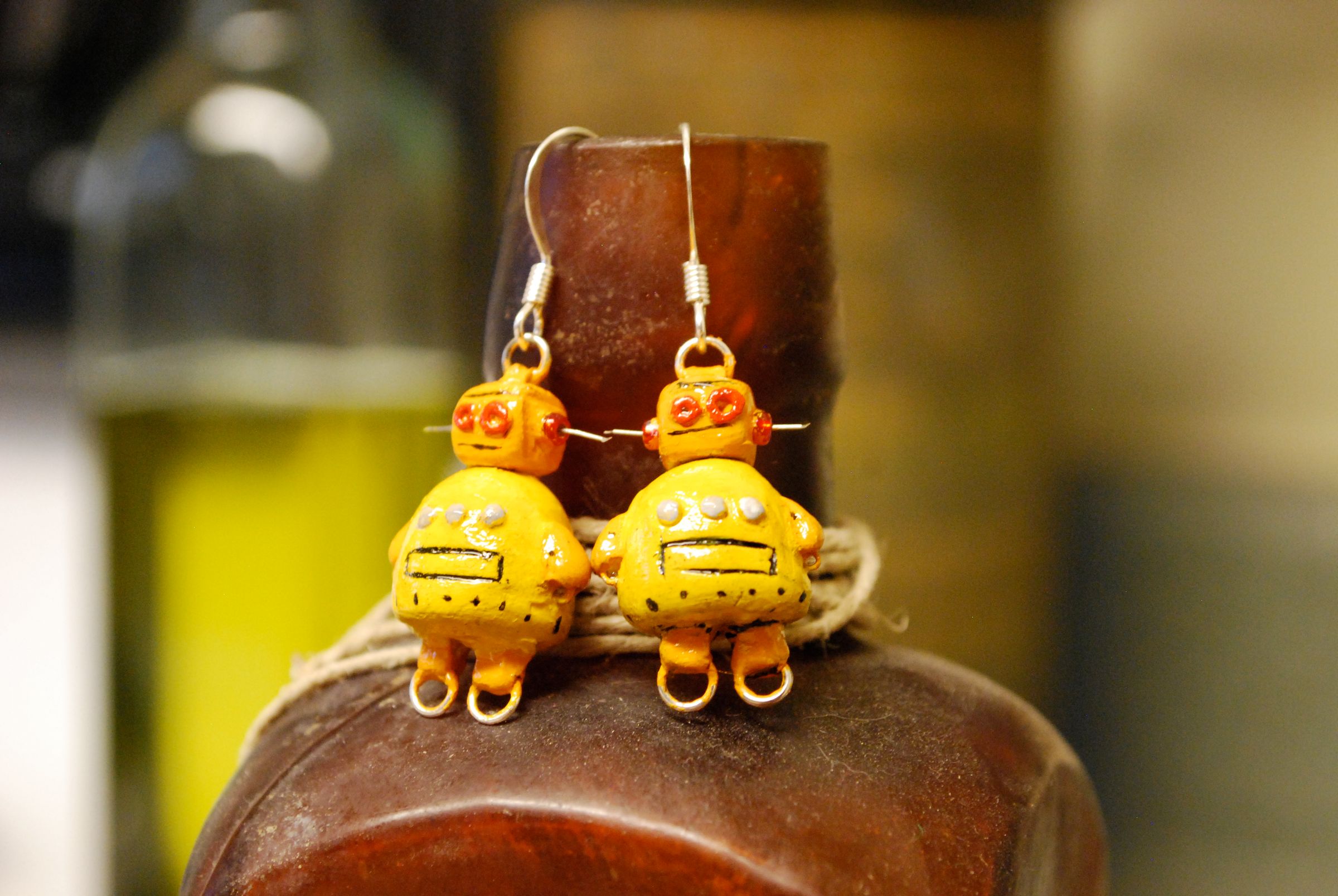 Geek Earrings: Instructables Robot, Totoro, Gir, Triforce, and Wiimotes!