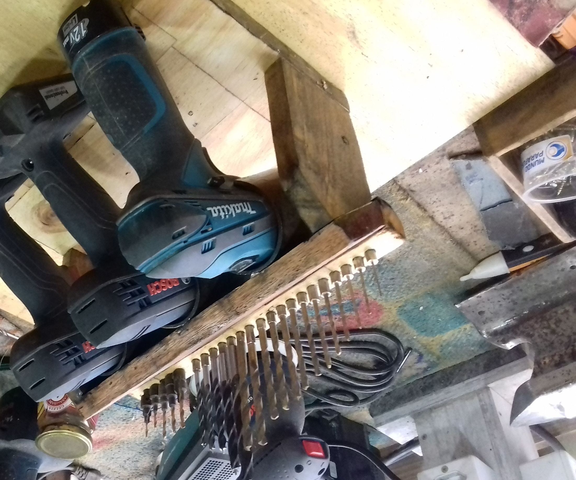 Suporte Para Parafusadeiras Feito Com Palete - Pallet Stand Cordless Screwriver