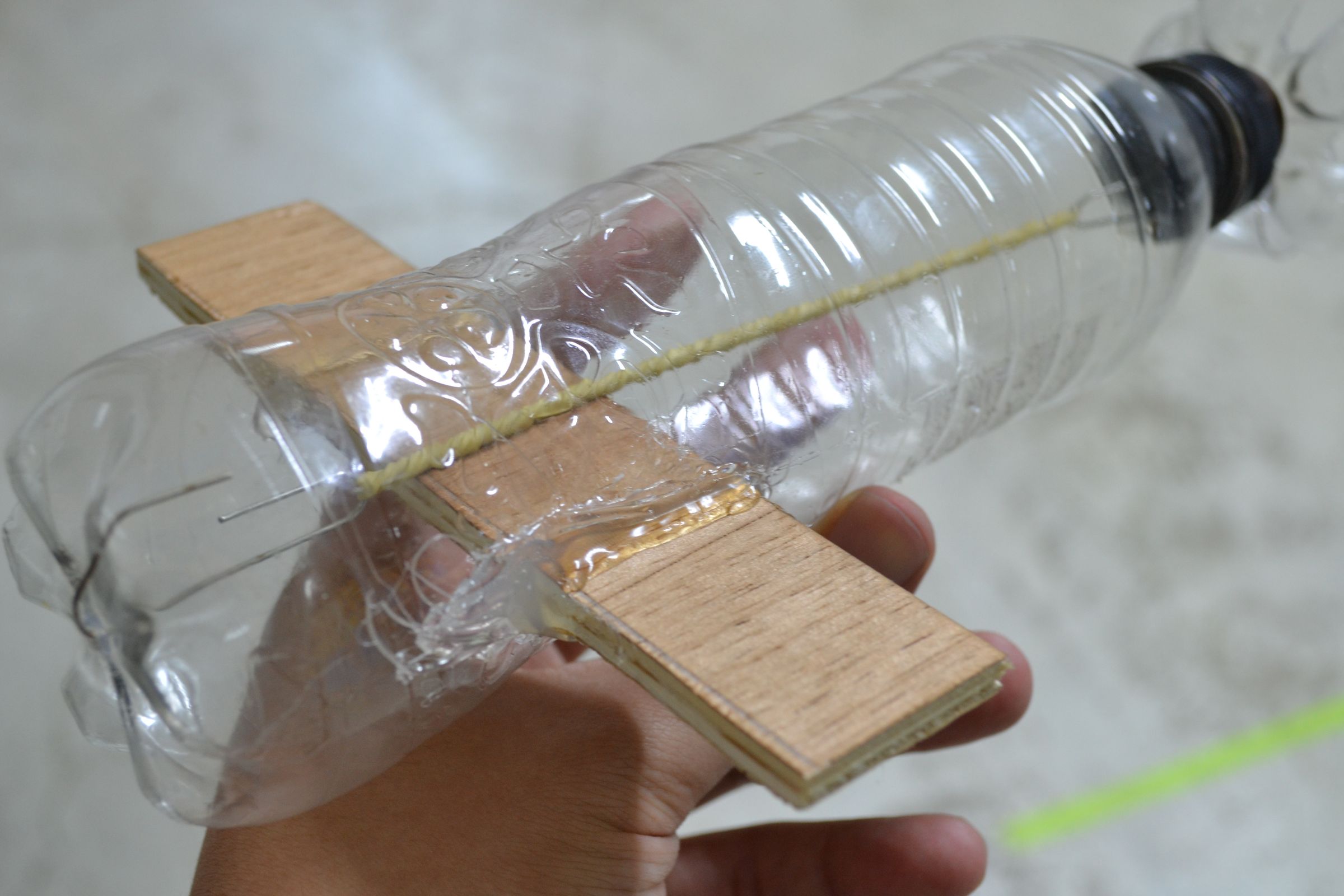 Como Hacer Un Submarino De Botella De Plastico www.instructables.com