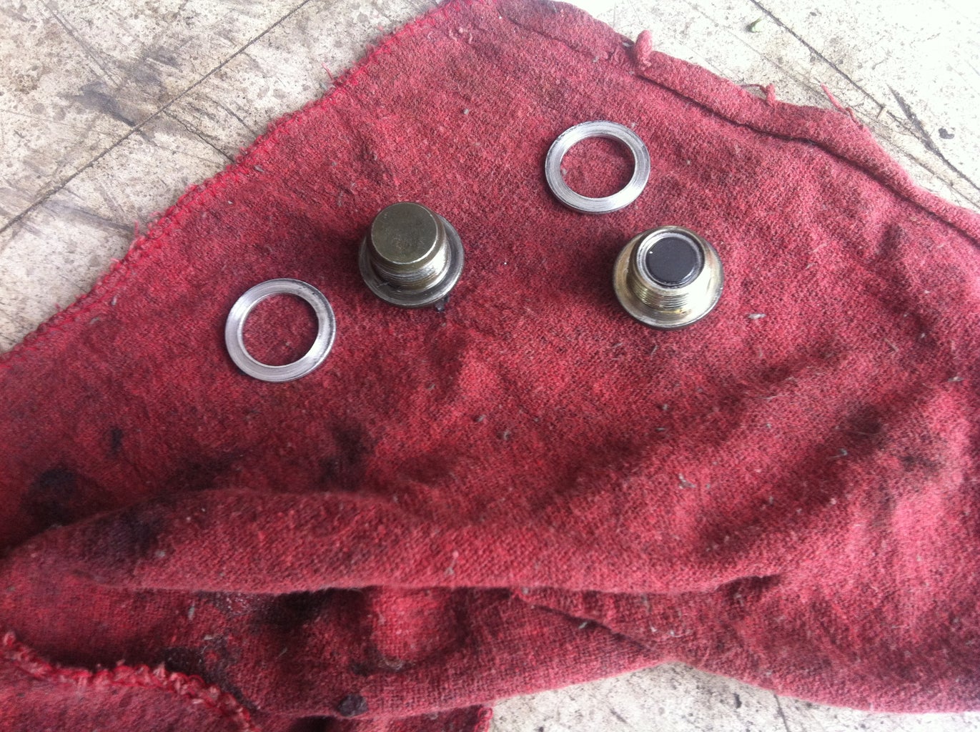 Change the Differential Fluid in a 1999 Subaru Legacy 6 Steps